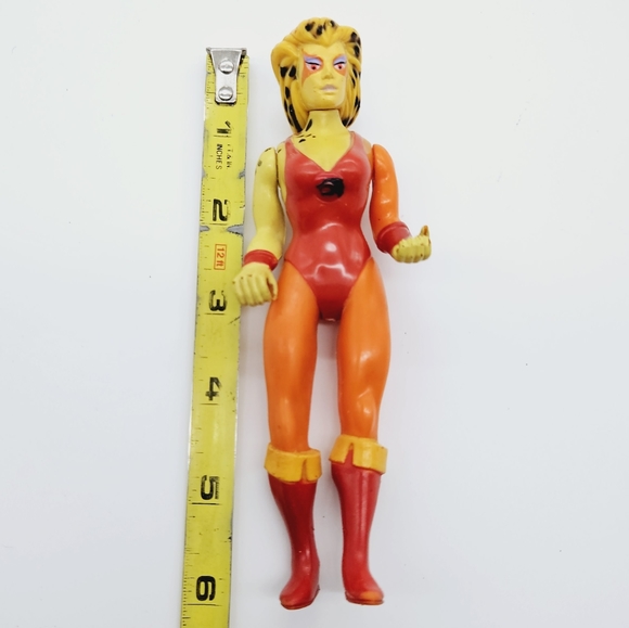 VINTAGE | Thundercats Cheetara collectible 6" action figure - Picture 3 of 5